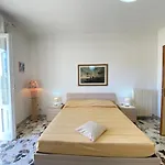 アパート La Casa Di Carta